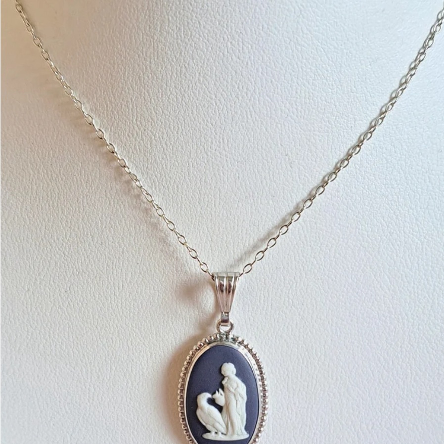 Wedgwood Portland Blue Silver Hebe And The Eagle Necklace